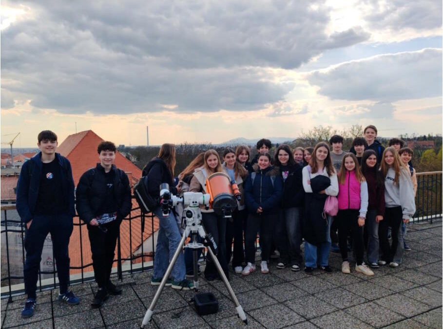 Posjet učenika Zvjezdarnici Zagreb